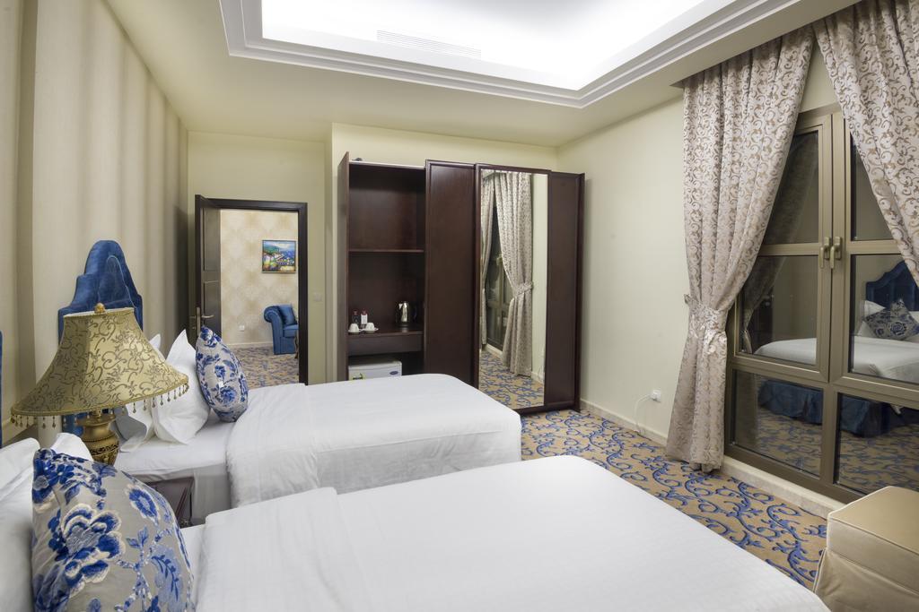 Mira Trio Hotel - Riyadh - Tahlia Street Bagian luar foto