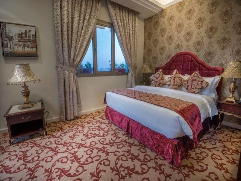 Mira Trio Hotel - Riyadh - Tahlia Street Bagian luar foto